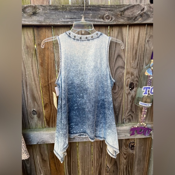 👗Wrangler Denim Blue Lace-Up Blouse - Picture 2 of 5